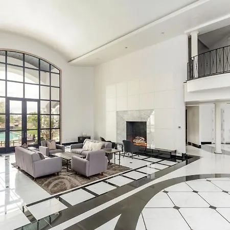 شقة Nessun'Altra Casa Ha Lo Stile, I Servizi E Il Lusso Di Questa Incredibile Tenuta بييفي ليجوري