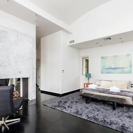Nessun'Altra Casa Ha Lo Stile, I Servizi E Il Lusso Di Questa Incredibile Tenuta Apartment